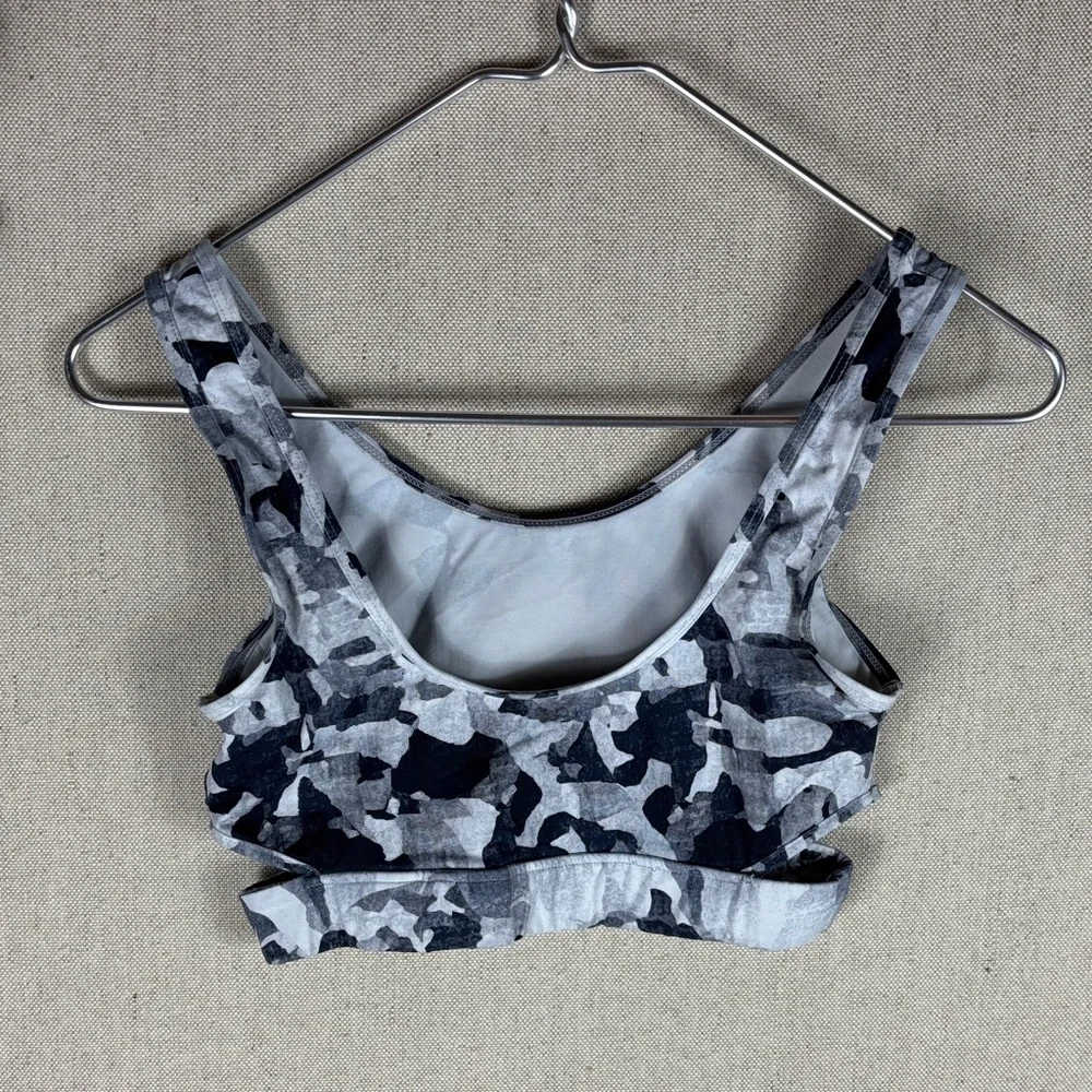 Varley > Gray Black Camo Sports Bra Extra Small - Picture 6 of 7